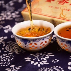 Fengqing Dian Hong Golden Buds Dianhong Dian Hong Yunnan Black Tea Brick 250g