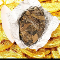 Organic Leaf Shape White Tea Leaves Compressed Old White Tea Cake 250g