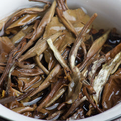 HelloYoung 250g Yunnan Pu'er Tea Leaves Jinggu Moonlight White Tea Cakes Mini Small Tuocha