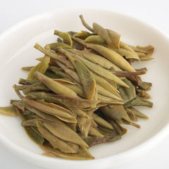 HelloYoung Slimming Tea Healthy Drink Alpine Sun-dried White Tea Fuding White Tea Cake 300g