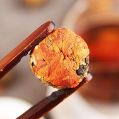 Yunnan Fengqing Black Tea 100g Handmade Lily Hydrangea Ball