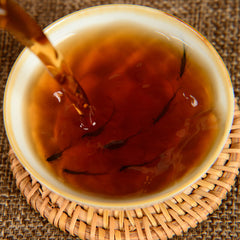 Yiwu Zhengshan Early Spring Tea Cooked Tea Yunnan Pu'er Tea 357g