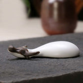 CJ279 Creative Ceramic Tea Pet Lucky Ox Kiln Kung fu Tea Set Ru Kiln Tea Tray Ornaments Home Decorations