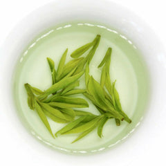 HelloYoung Iron Can Longjing Green Tea Chinese Spring Xi Hu Dragon Well Long Jing Tea 250g