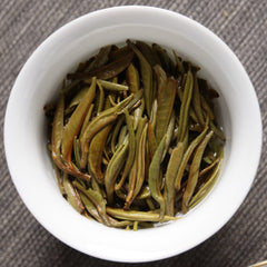 HelloYoung China Tea Sphere Bai Hao Yin Zhen Silver Needle Handmade Pearl White Tea