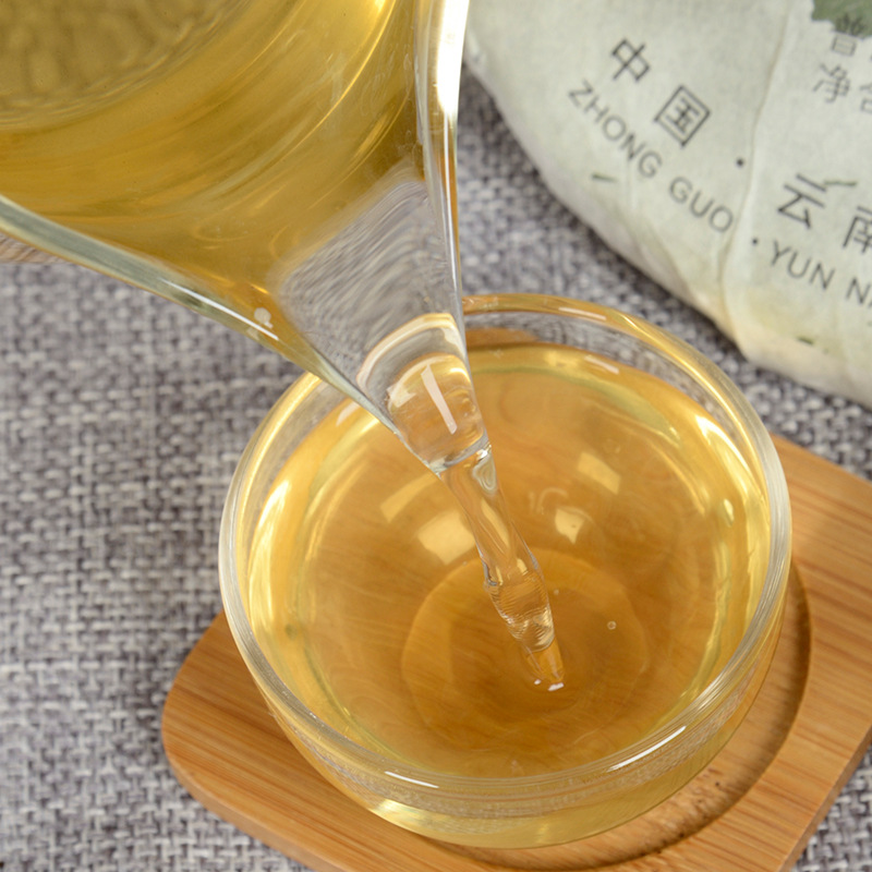 Yunnan Pu'er Tea Cake Old Tree Tea Weight Loss Healthy Drink357g