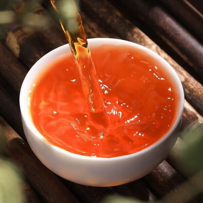 Authentic Yunnan Red Golden Needle Fengqing Dianhong Black Tea Strong Aroma