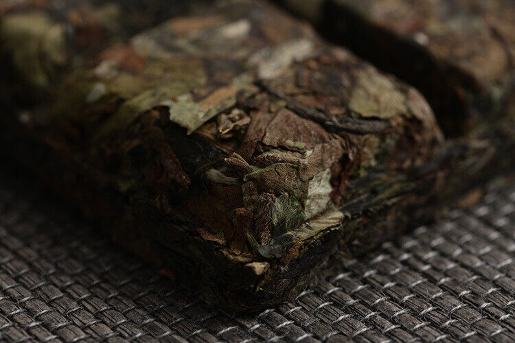 HelloYoung 50g Yunnan Old White Tea White Peony alpine sun-dried date medicinal fragrance