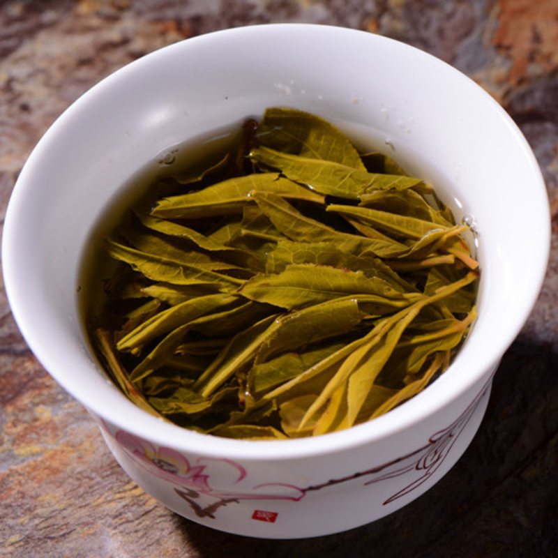 Organic Green Tea Spring Cha Tea High Mountain Ancient Tree Pu-erh Tea 357g