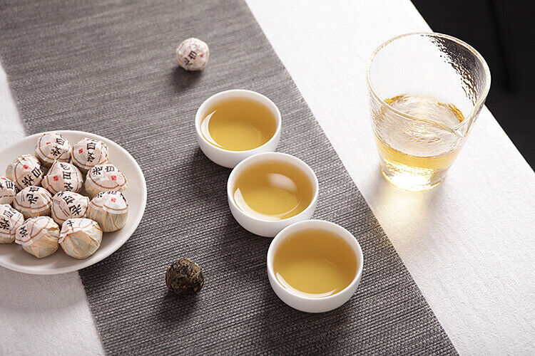 HelloYoung Yunnan Pu'er tea Fuding white tea process white peony old white tea dragon pearl