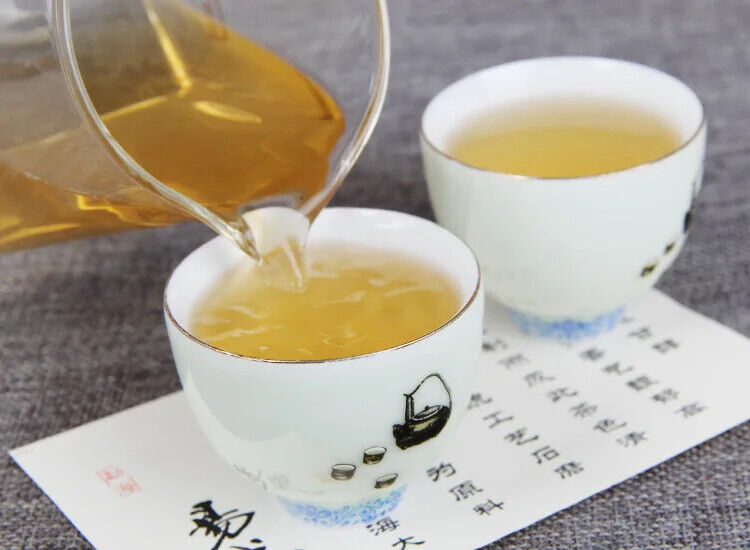 357g Collection Yiwu Ancient Tree Pure Pu'er Tea Raw Tea Yunnan Qizi Cake Tea