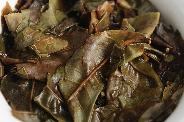 HelloYoung 500g Yunnan tea old tree white tea 8g small square brick (Chong) white tea