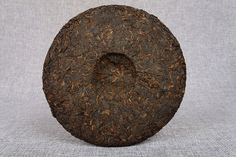 Yunnan Pu'er Tea Cooked Tea Aged Tribute Cake 357g Seven Sons Golden Bud Tea
