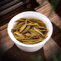 Yunnan Lincang Pu'er Tea Raw Tea Iceland Ancient Tree Tea Raw Pu'er Tea 500g