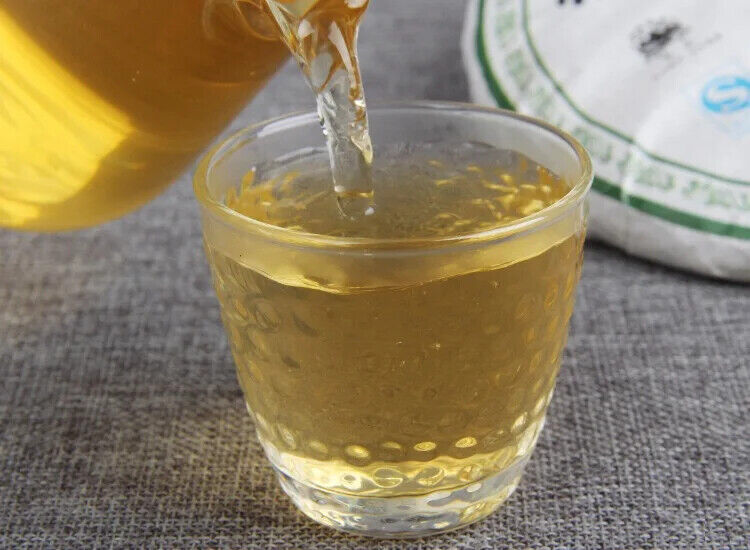 Yunnan Arbor Menghai Qizi Cake Tea Menghai Collection Pu'er Tea Raw Tea 357g
