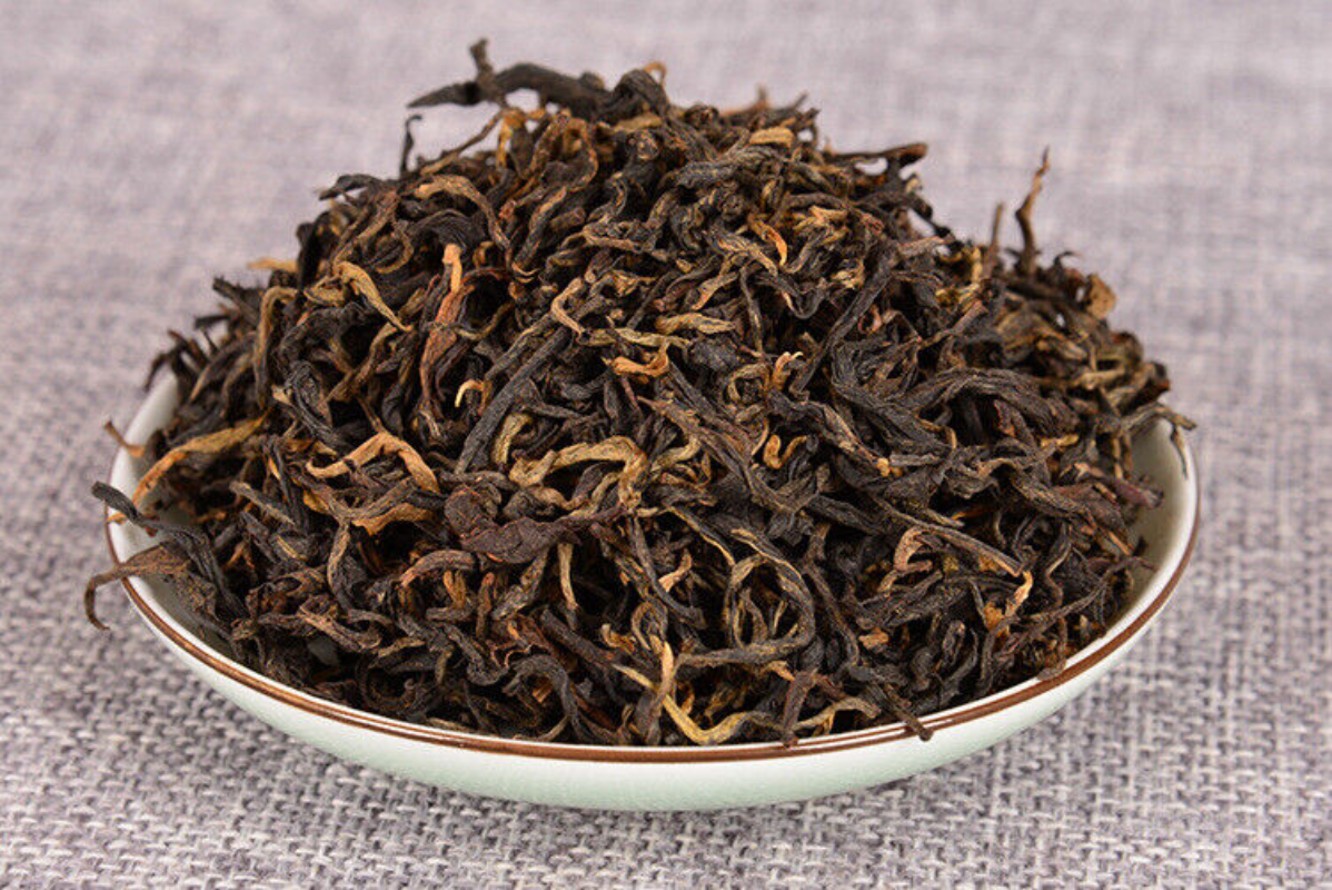 HelloYoung 500g Yunnan Fengqing Black Tea Two Leaves Mao Feng Dian Hong Kung Fu Black Tea