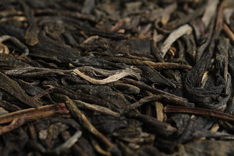 357g Jingmai Puerh Raw Tea Dry Cottage Tea Yunnan Seventh Cake