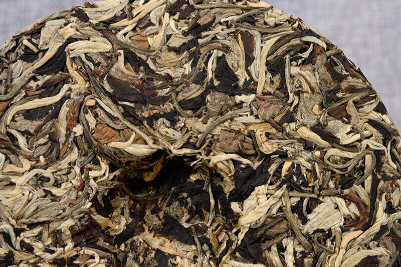 HelloYoung 357g/cake Yunnan White Tea Old Tree Moonlight White Long Jiao Mei Ren White Te