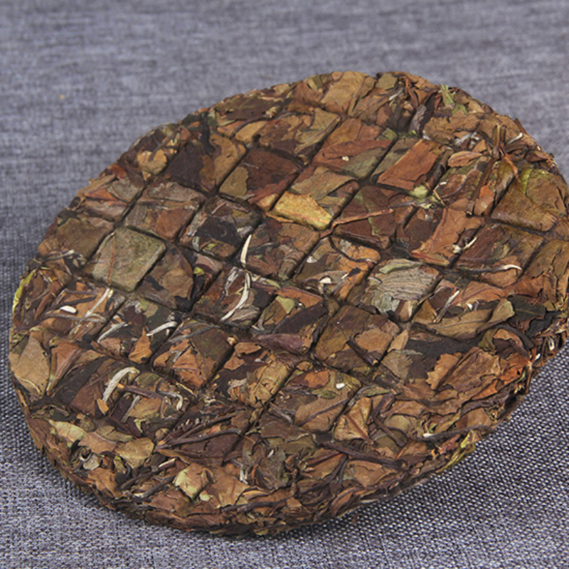 HelloYoung Ancient Tree Tea Old White Tea Lattice Cake Yunnan Yiwu Organic Tea 200g/7.04oz