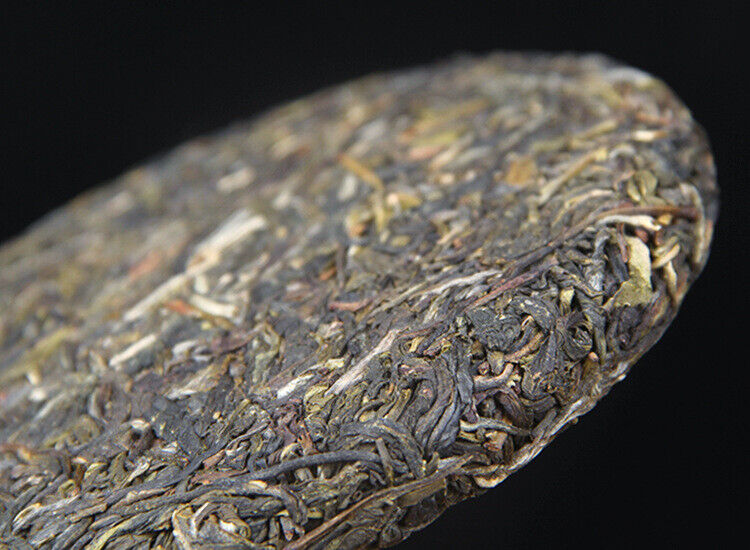 Yibang Gong Tea Cake Yunnan Early Spring Ancient Tree Pu'er Raw Tea