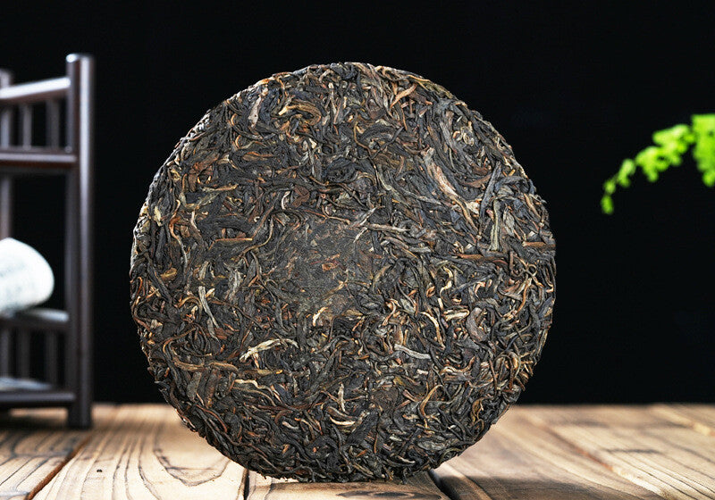 2016 Menghai Yiwu Ancient Tree Qizi Cake Round Tea Yunnan Pu'er Tea Raw Tea 357g