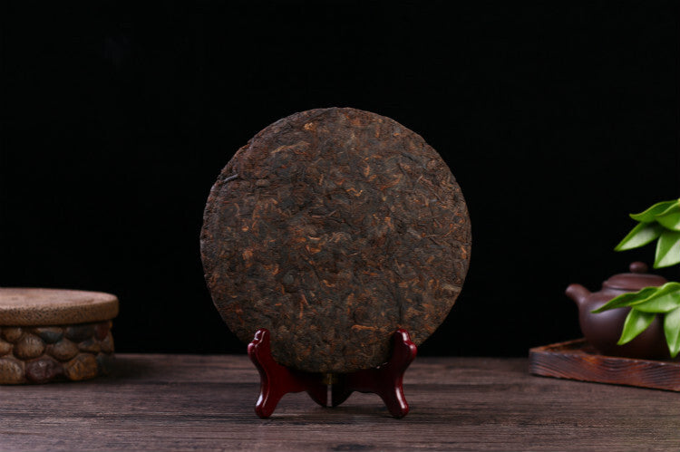 Yunnan Puerh Tea Menghai Ancient Tree Cake Tea Cooked Tea Puerh Aged Tea 357g