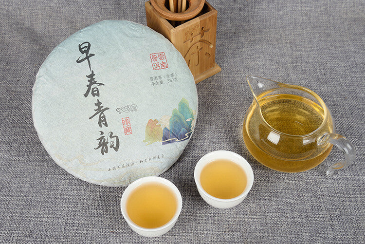 357g  Ancient Tree Tea, Yunnan Seven Seed Cake Tea, Pu'er Tea, Spring Tea