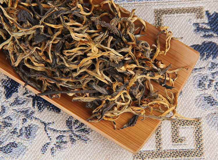 Yunnan Red Kung Fu Tea Old Tree One Bud One Leaf Kung Fu Black Tea Handmade 80g