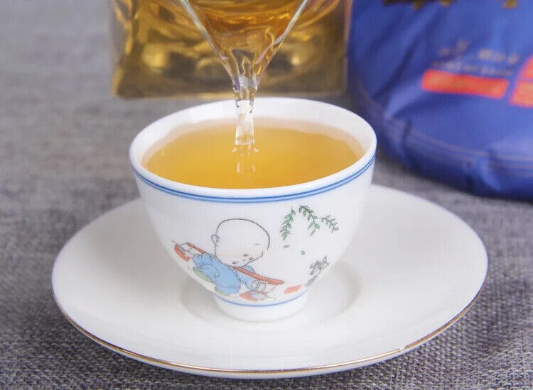 Chinese Famous Raw Puerh Tea Cake Ge Deng Qing Bing Yunnan Qi Zi Bing Cha 357g