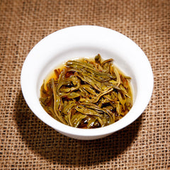 Pu'er Pu'er Rhyme Raw Tea Cake Seven Seed Cake Pu'er 300g