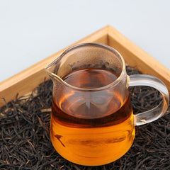 HelloYoung Dian Hong Black Tea Yunnan Old Tree Golden Needle Straight Strip Cooked Tea 500g