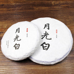Aged Pu'er Green Tea Healthy Drink 200g Moonlight White Pu-Erh Tea Cake