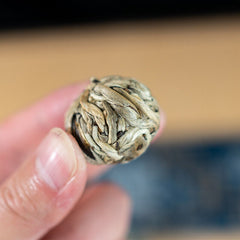 HelloYoung 500G Yunnan Baihao Longzhu Ancient White Tea White Buds Spherical Handcrafted