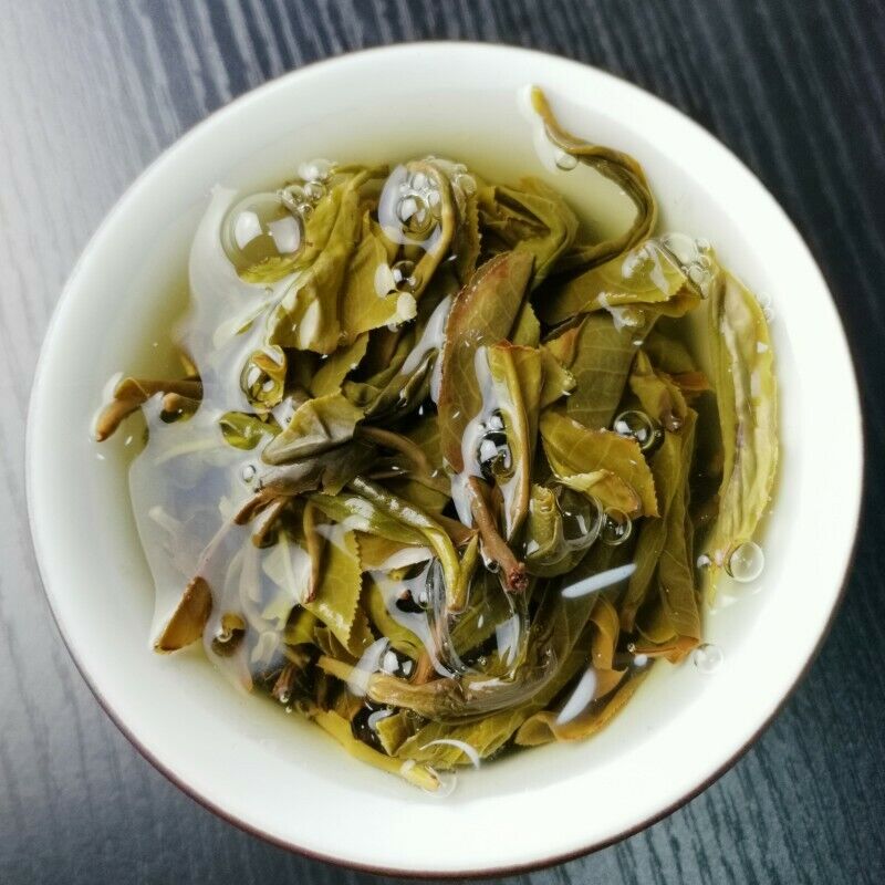 357g/12.59oz Top Green TeaZhonghong India Mengku Spring Tea  Pu'er Tea Cake