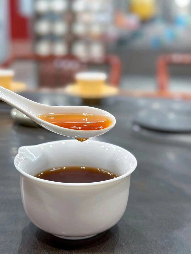 Yunnan Menghai Palace Ripe Tea Xinhui Old Chen Pi Puerh Longzhu Tea 500g