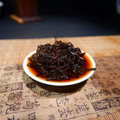 Old Puer Chinese Yunnan Compressed Fermented Pu'er Tea 357g Puer Cake