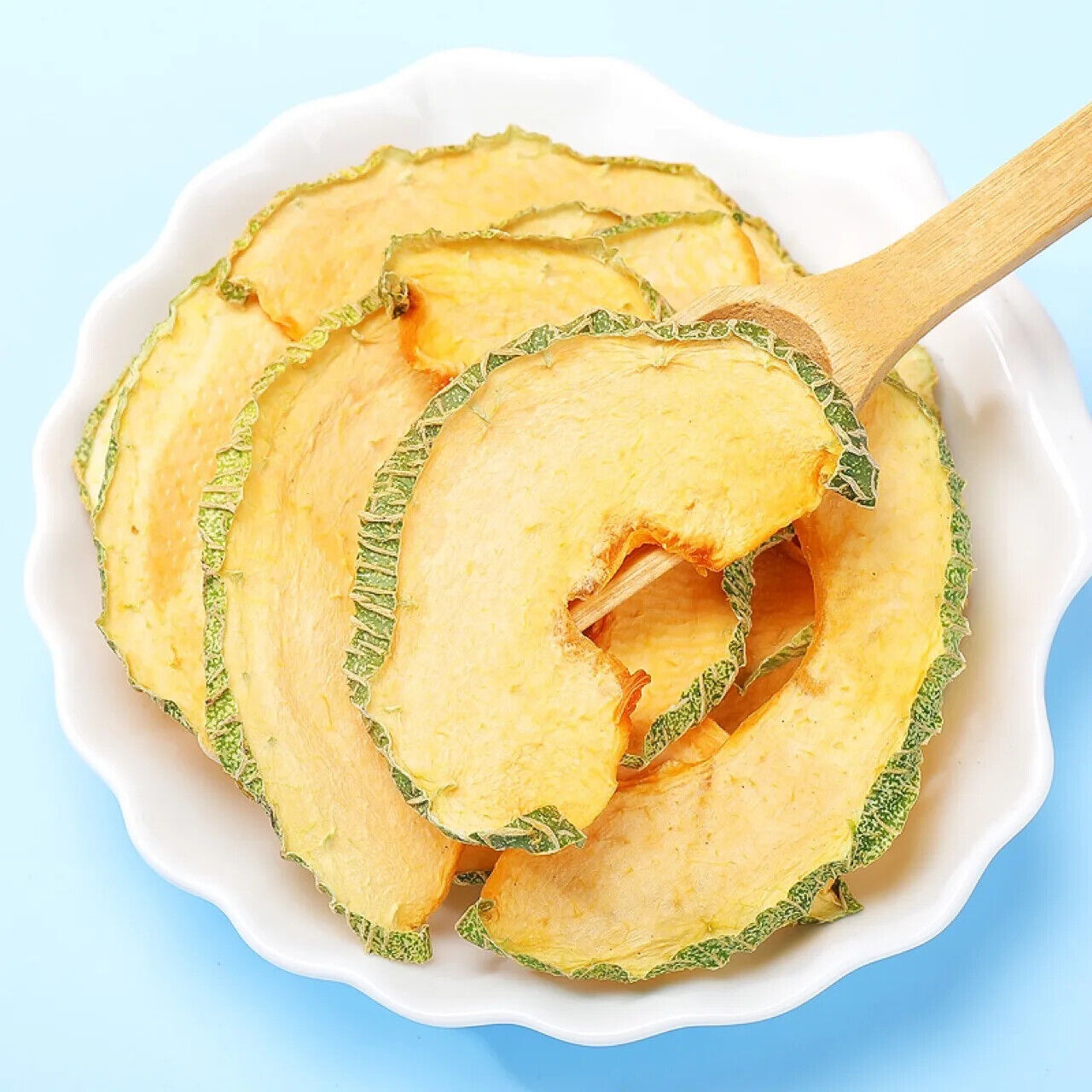 Sweet Dried Cantaloupe Slices Hami Melon Natural and Healthy Dried Fruit Tea