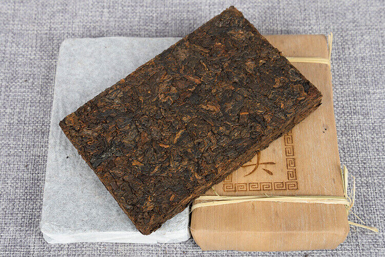 Puerh Tea Old Tea Head Golden Bud Brick Tea 250g Cooked Brick 10 Years