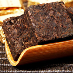 250g/8.8oz Pu-Erh Small Square Brick Pu'er Tea In Iron Box Health Care Black Tea