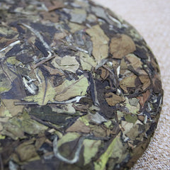 HelloYoung Organic Spring White Tea Shoumei White Tea Cake Small Leaf Tea 350g Health Care