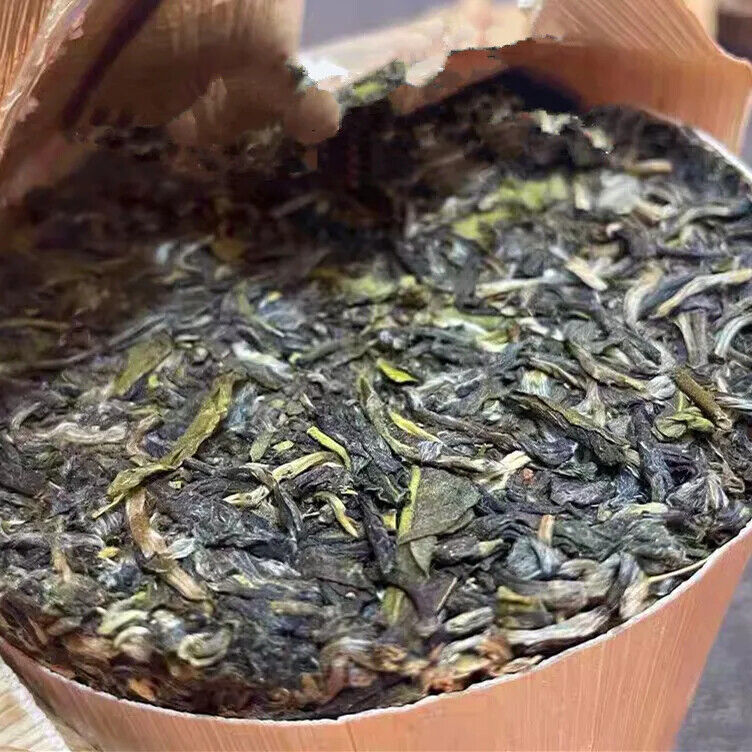 Chinese Slimming and Healthy Puer Tea Iceland Old Tree 500g with High Quality