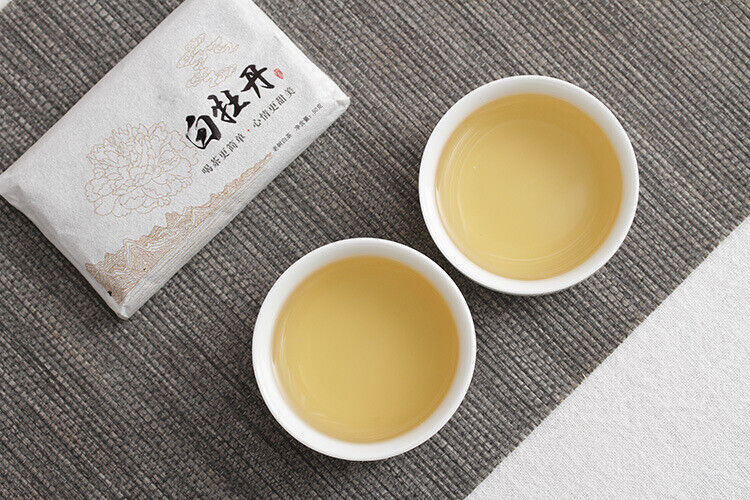 HelloYoung 50g Yunnan Old White Tea White Peony alpine sun-dried date medicinal fragrance