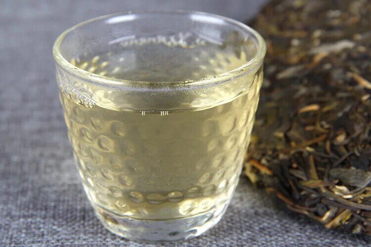 Yunnan Pu'er Raw Tea Jingmai Pu'er Spring Qizi Cake Tea 357g Handmade Pu'er Tea