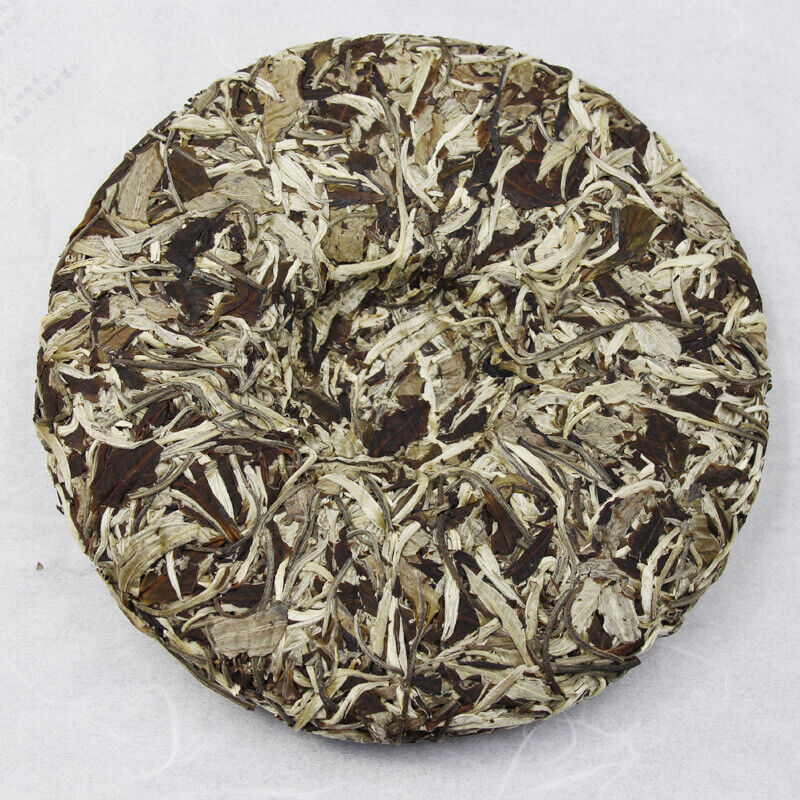 Aged Pu'er Green Tea Healthy Drink 200g Moonlight White Pu-Erh Tea Cake