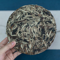 HelloYoung 357g Yunnan Moonlight White Tea Cake Moonlight on Clouds white tea cake