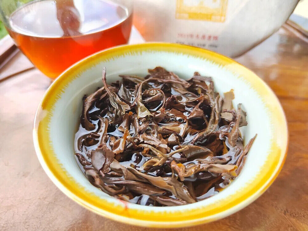 Chinese Raw Puerh Tea Cake Yunnan Qi Zi Bing Cha Sheng Puer 357 Gram Yiwu Pu Er