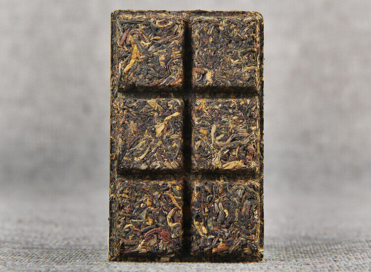 Yunnan Black Tea Fengqing Dianhong Tea Brick Floral Honey Flavor Early Spring