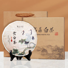 HelloYoung 300g(10.58Oz) Fuding White Tea Date White Tea Cake Tea Gift Box Packaging