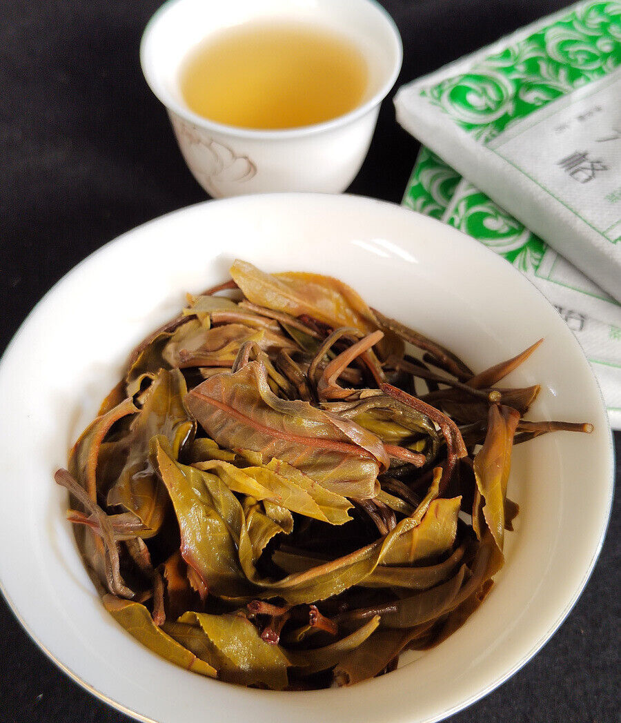 Thé cru puerh thé mûr thé en boîte à six cadres thé blanc thé noir soleil