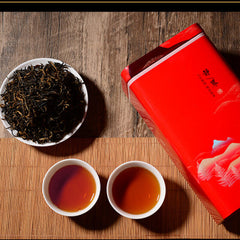 HelloYoung Yunnan Golden Buds Iron Canned Gift Tea Loose Leaf Black Tea Dian Hong Tea 250g